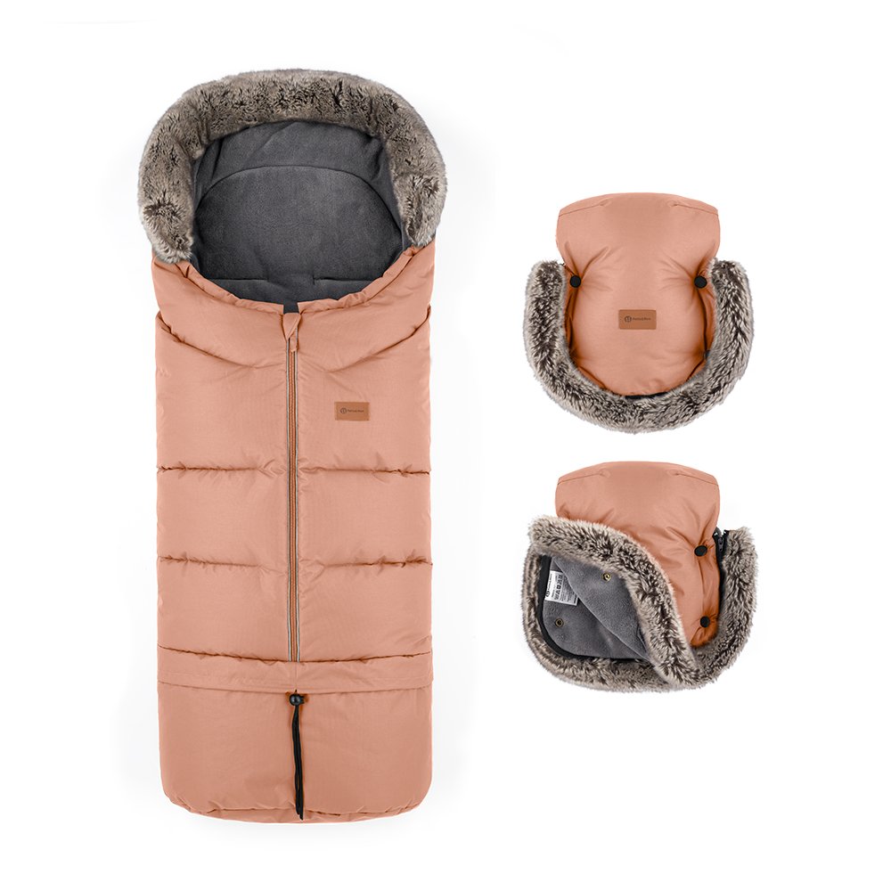 Petite&Mars Set zimní fusak Arctic 4v1 + rukavice na kočárek Furry Pastel Peach